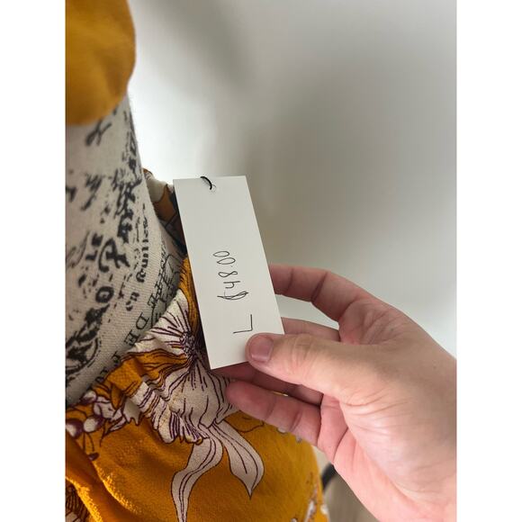 NWT Hey Samy Yellow and white floral crop top and high waisted Shorts set - Picture 7 of 11